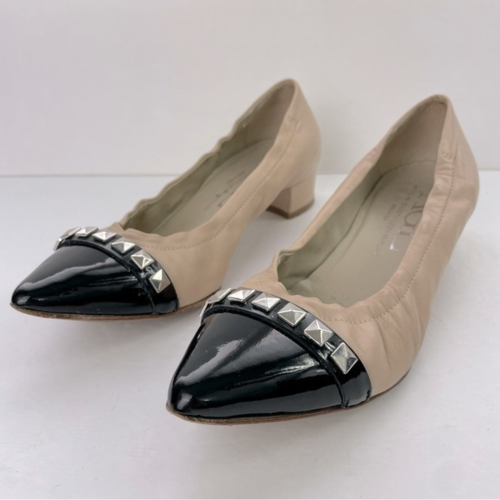 AGL Two Toned Pointy Toe‎ Cap Rock Pyramid Stud Leather Heel Pump Shoe